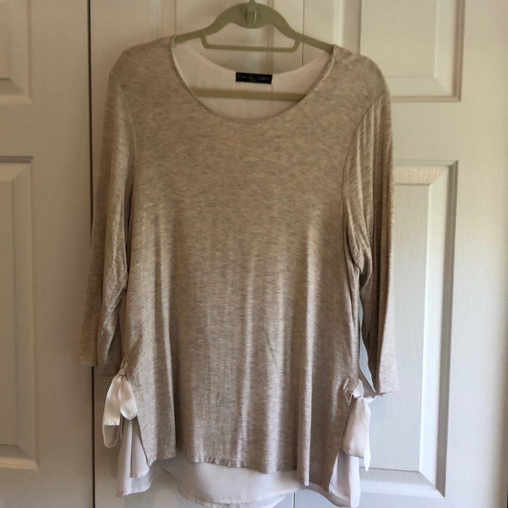 Layered tunic with side bow ties